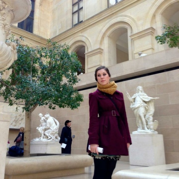 Meet your Posher, Kylie - Picture 3 of 6